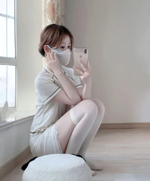 黑色丝袜美女被网站