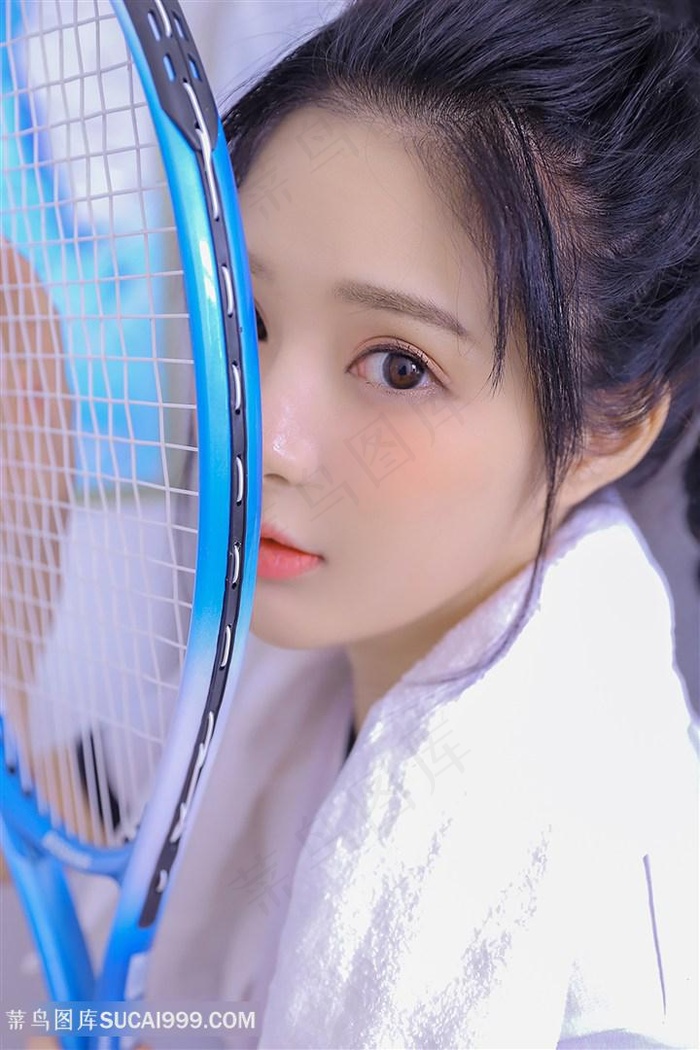 3d美女被吸乳的动漫